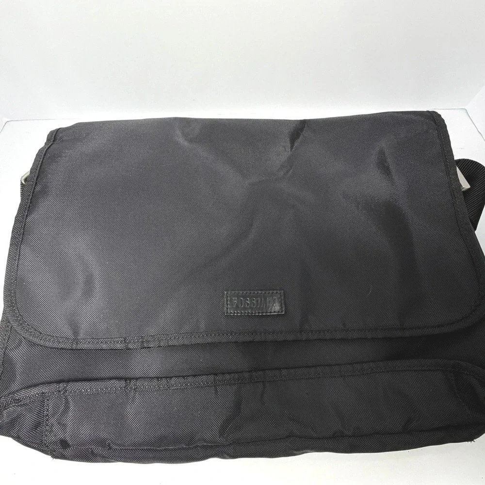 Fossil Black Nylon Messenger Bag Laptop Crossbody Travel Briefcase Organizer